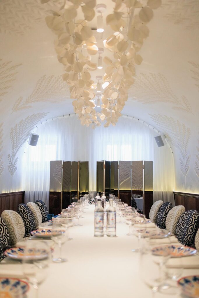 Большой VIP зал слайд 3