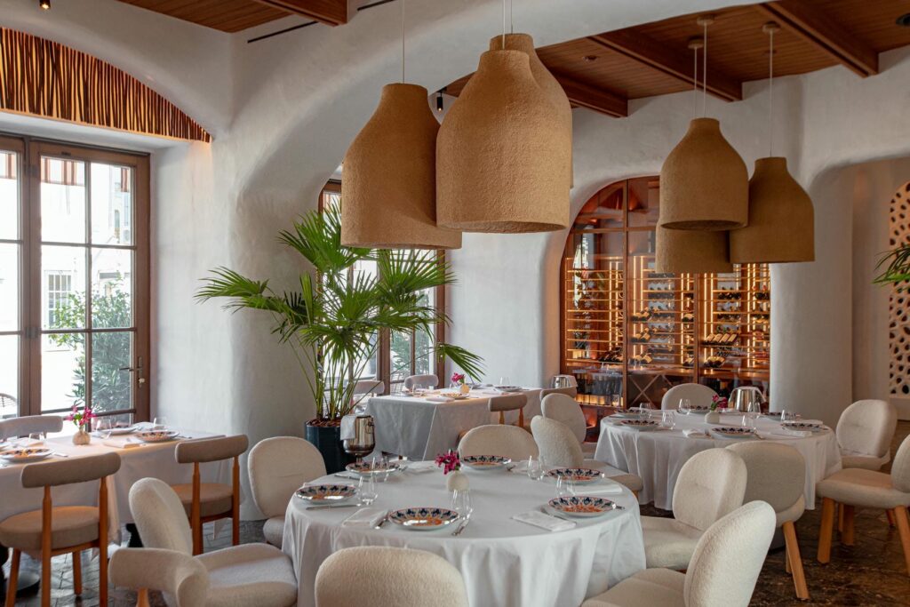 Основной зал слайд 6