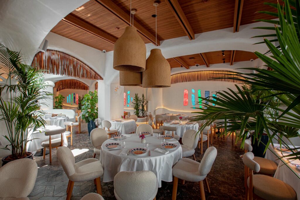 Основной зал слайд 13