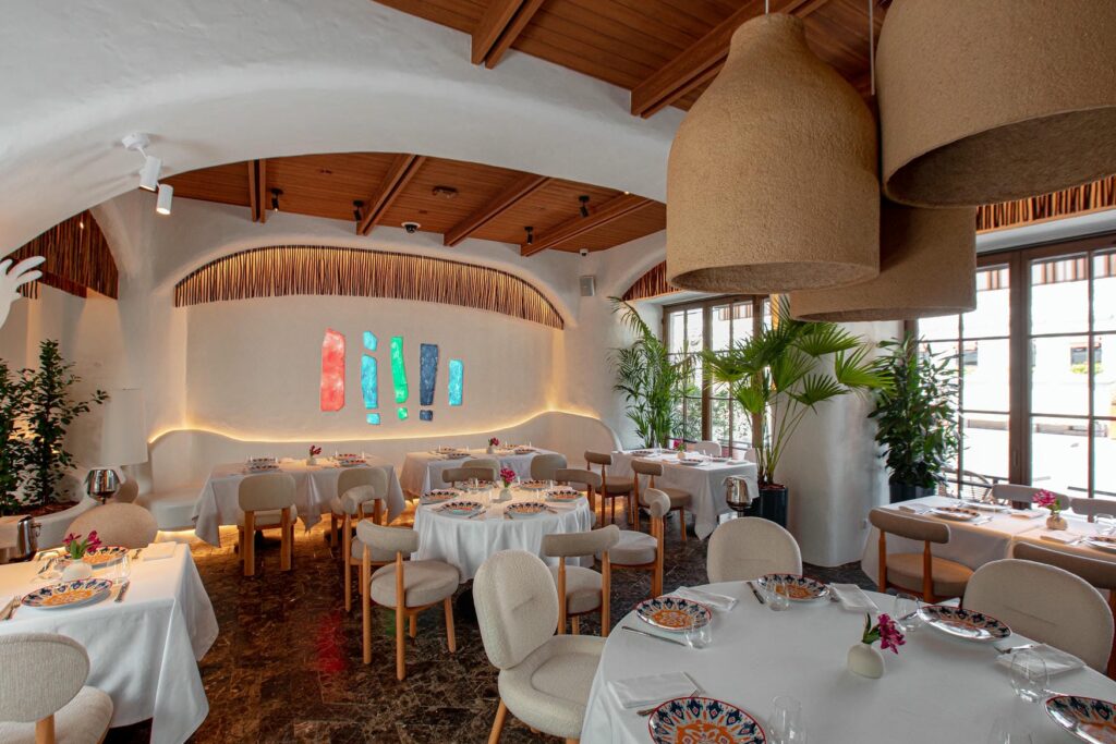 Основной зал слайд 14