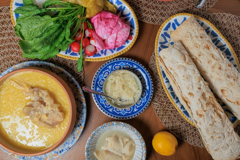 изображение для события: Новый ритуал вкуса: попробуйте традиционный армянский хаш в ресторане «Недальний Восток»!